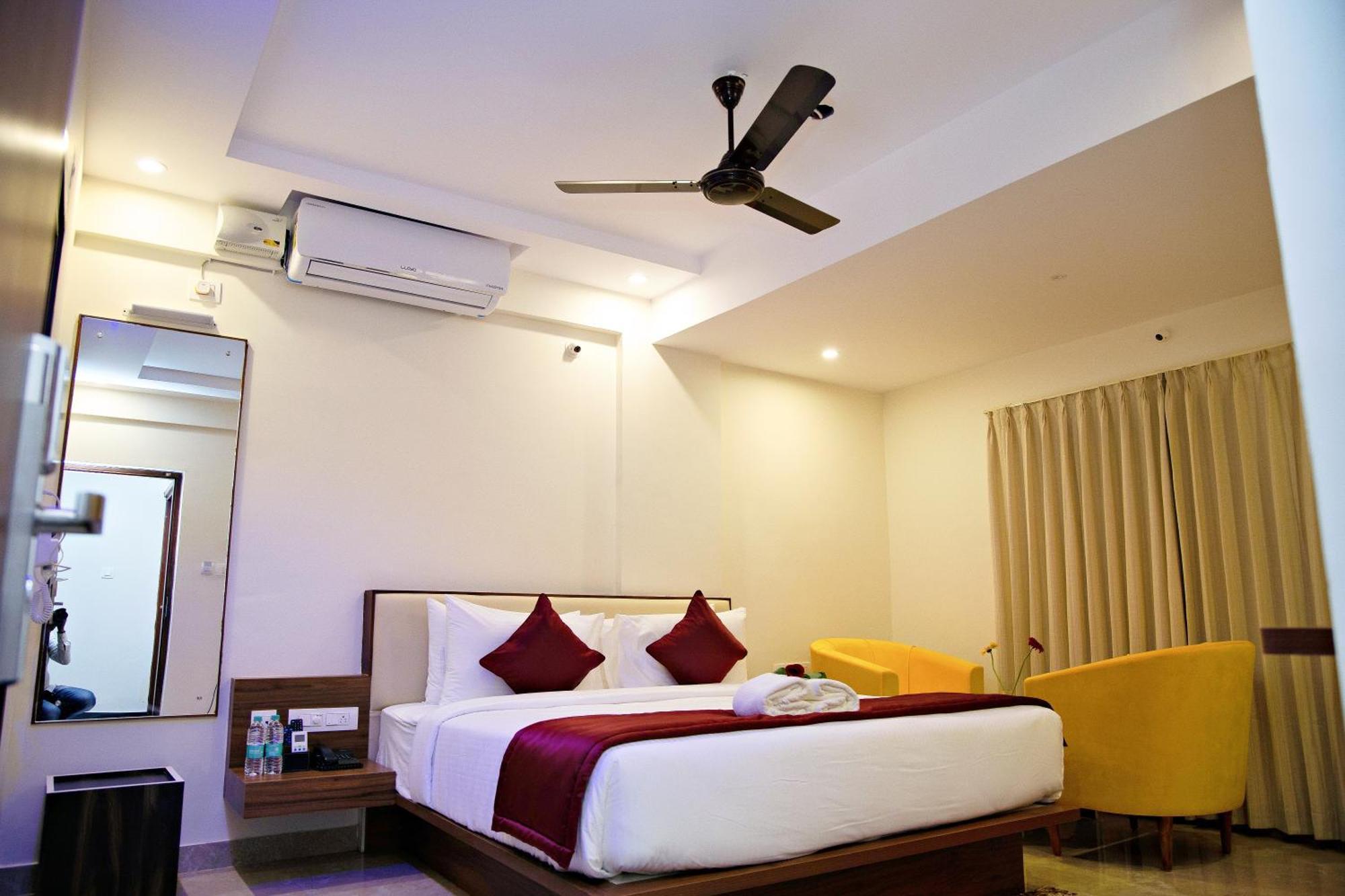 Villa Grand Hotel Near Kempegowda International Airport Devanahalli Buitenkant foto